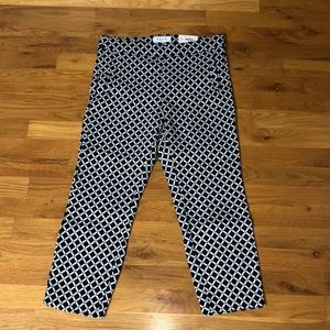 Small Elle Capri Mid Rise